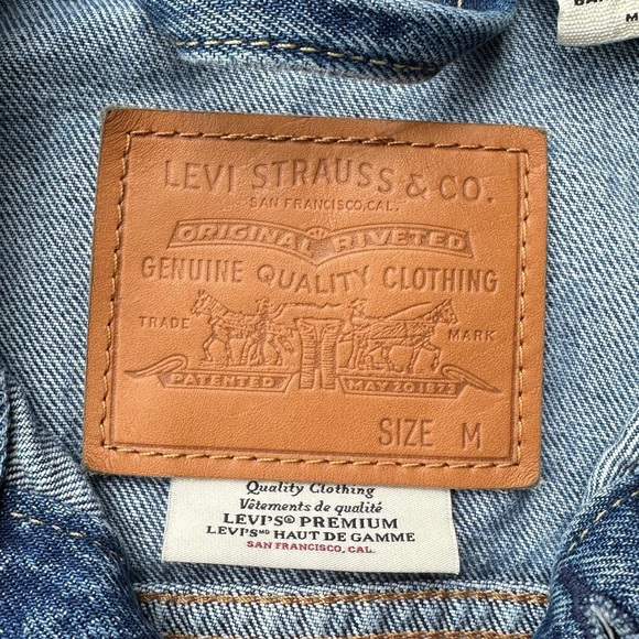 Levi's Premium Type 1 Denim Jacket - Size M - Picture 3 of 4
